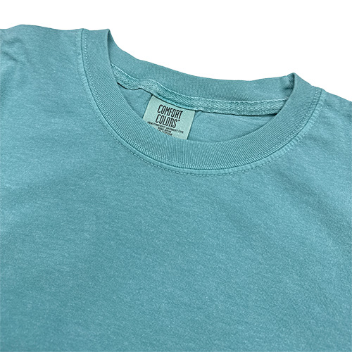 Comfort Colors 6.1oz ガーメントダイロングスリーブTシャツ 襟元