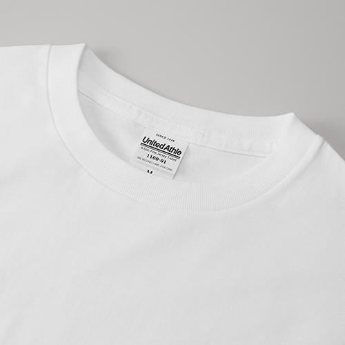 United Athle 6.5オンスファインジャージーTシャツ 襟元