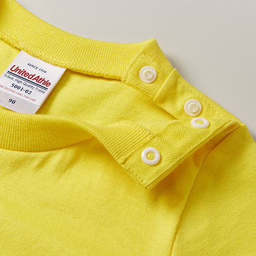 United Athle 5.6オンスハイクオリティーTシャツ KIDS SIZE 90cmサイズ ドットボタン（開、杉綾テープの補強あり）