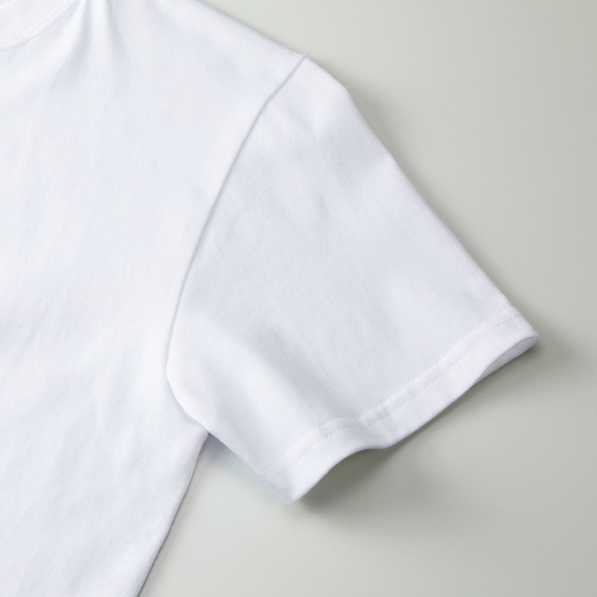 United Athle 5.6オンスハイクオリティーTシャツ KIDS SIZE 袖口